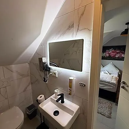 Otel Niehler Köln